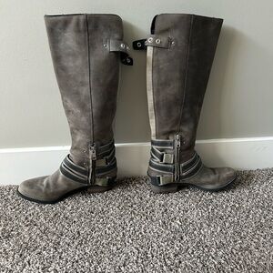 Sorel Knee-high Boots size 10